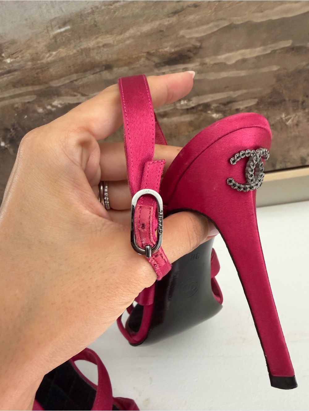 Chanel vintage heels - Picture 7 of 8